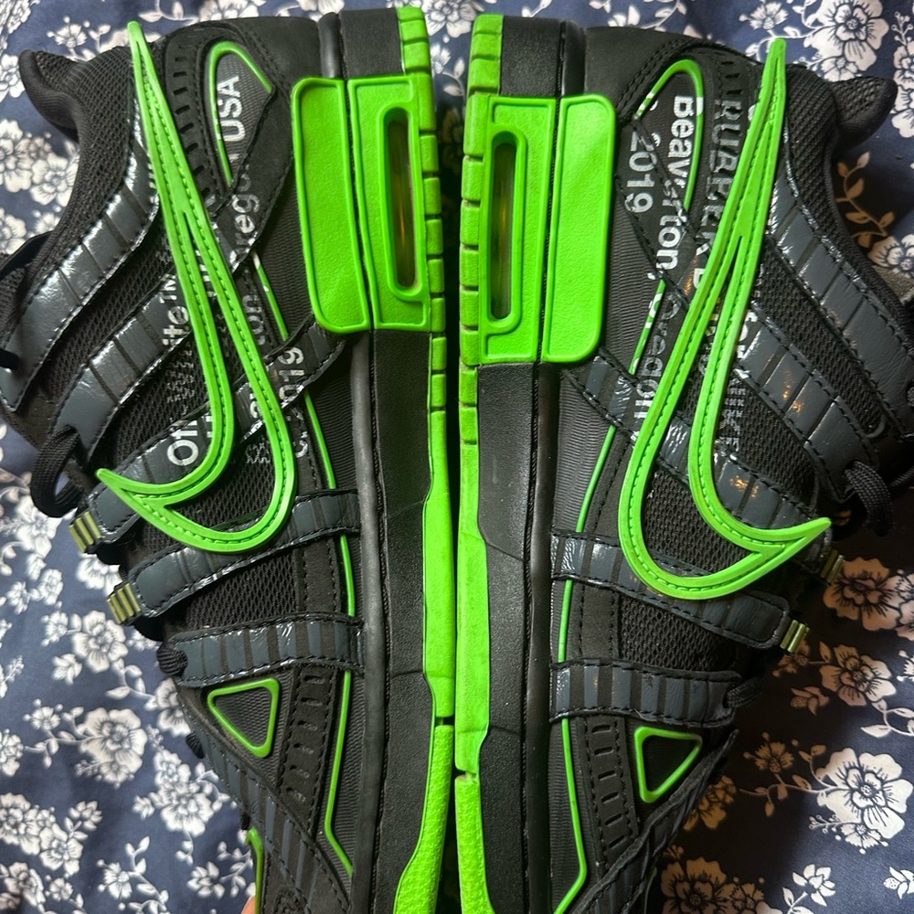 Off-White x Nike Air Rubber Dunk 'Green Strike' - Picture 3 of 3